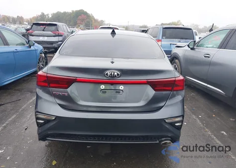 2021 Kia Forte Lxs из США, поврежденный, VIN 3KPF24AD3ME339040
